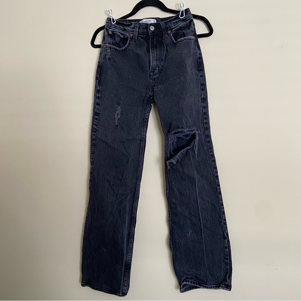 Abercrombie & Fitch High Rise 90s Relaxed Jeans in Black 24/00